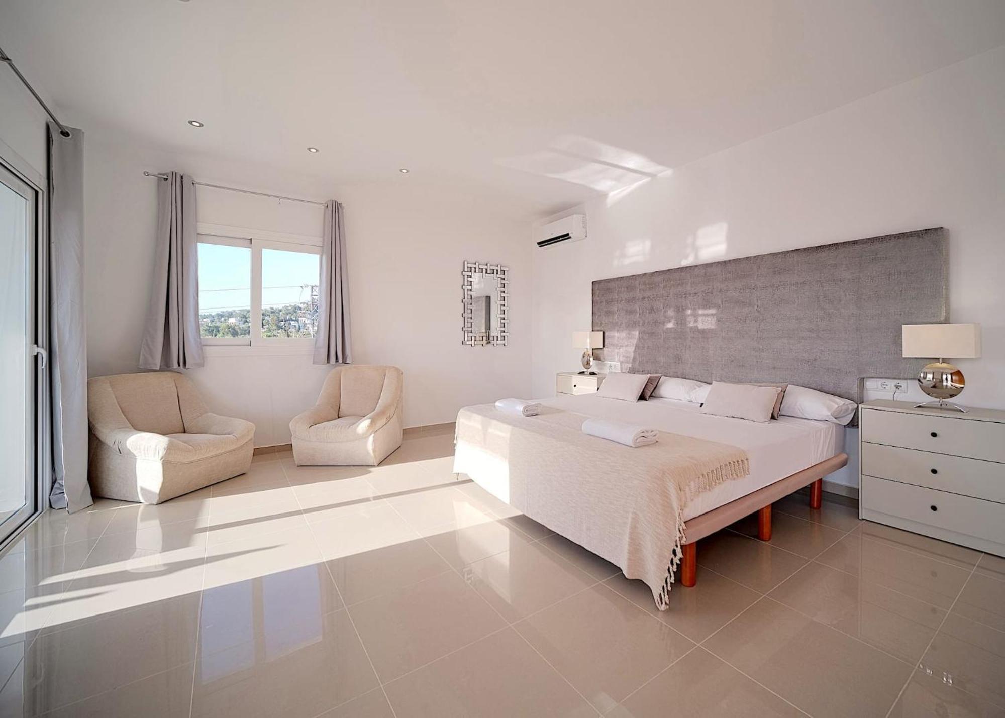 Villa Romeo 2Km From Ibiza Town And 1Km From Talamanca Beach Santa Eulalia del Río Exterior foto