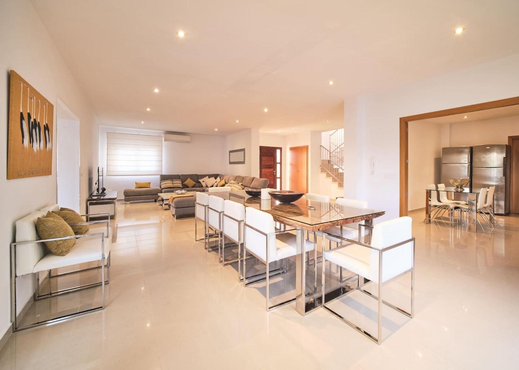Villa Romeo 2Km From Ibiza Town And 1Km From Talamanca Beach Santa Eulalia del Río Exterior foto