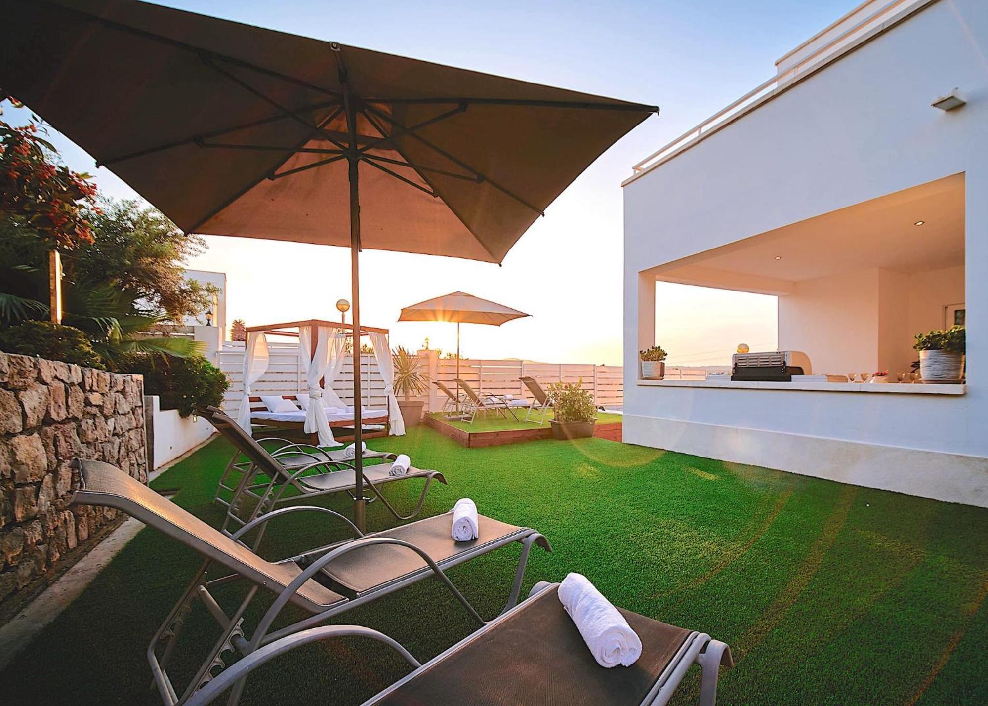Villa Romeo 2Km From Ibiza Town And 1Km From Talamanca Beach Santa Eulalia del Río Exterior foto